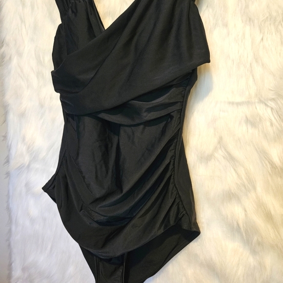 Swimsuits For All Ruched Crossed Top One Piece Swimsuit - Picture 3 of 6